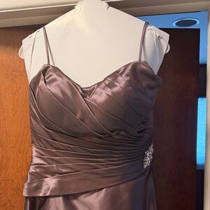 Saison Blanche Strapless Gown with stole